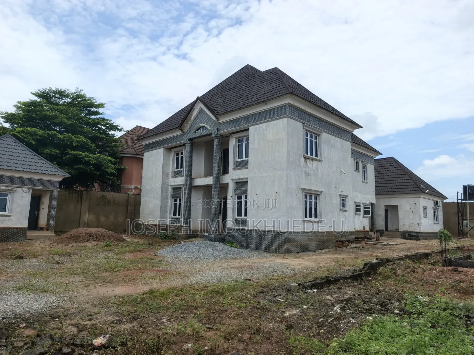 5bdrm Duplex in Bamsufic, Lokogoma for sale