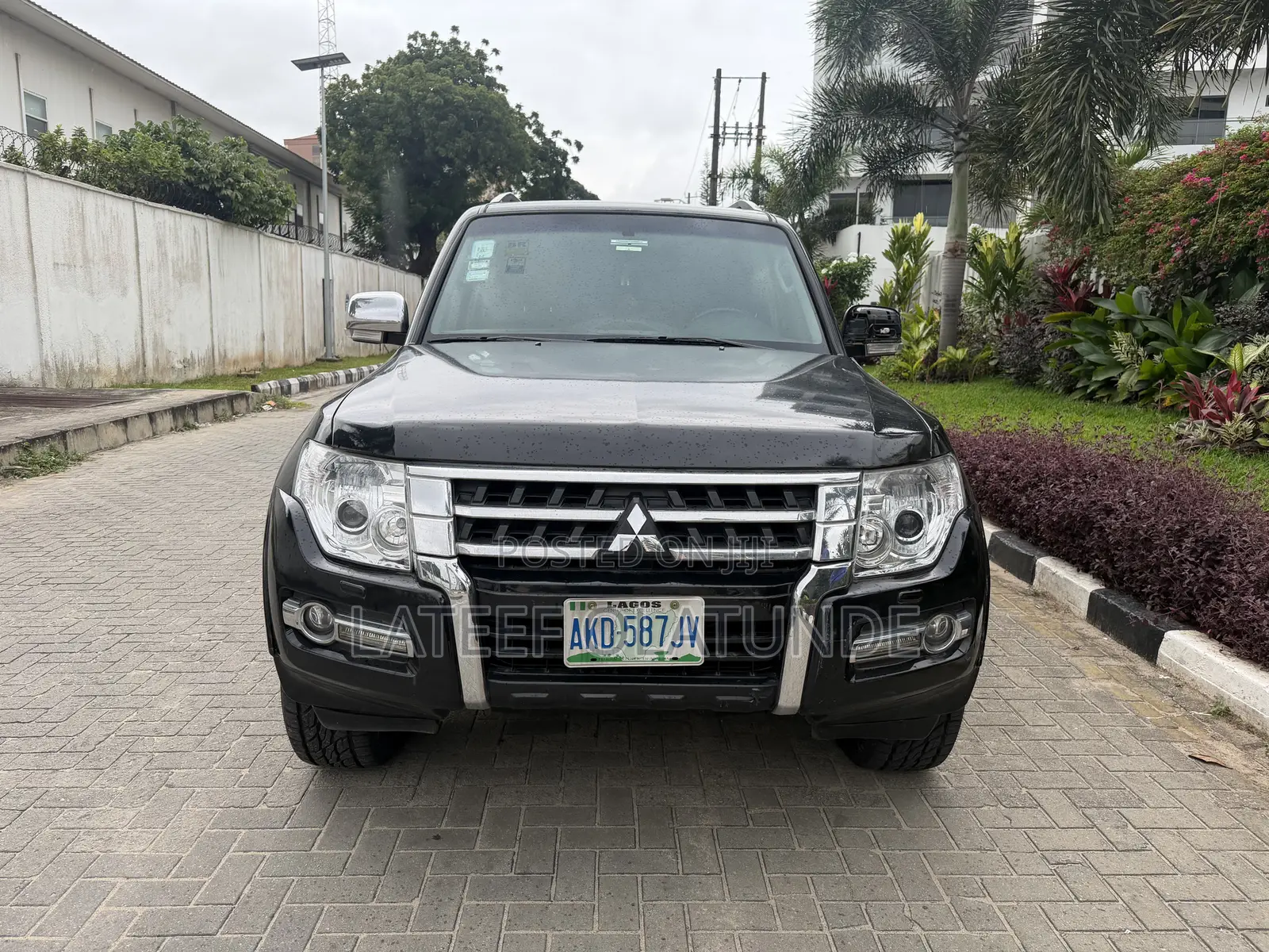 Mitsubishi Pajero 3.8 V6 GLS/GLX 2010 Black