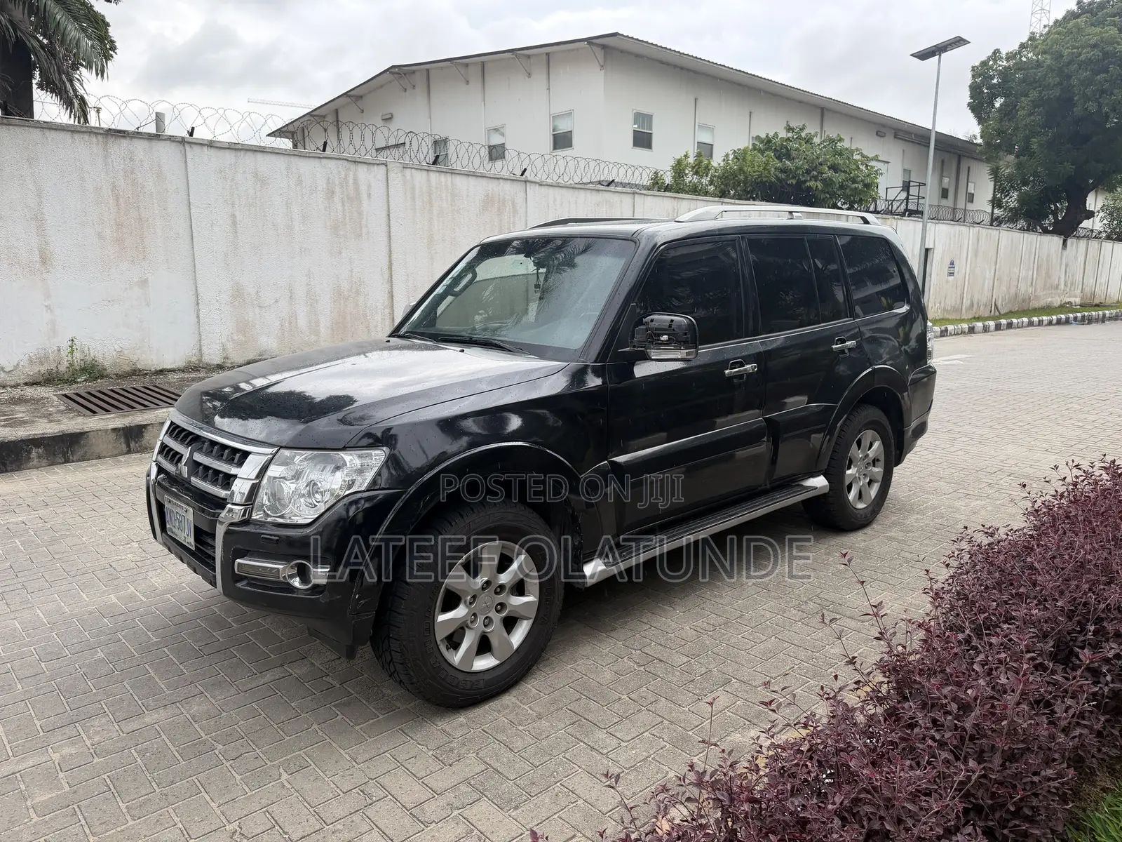 Mitsubishi Pajero 3.8 V6 GLS/GLX 2010 Black