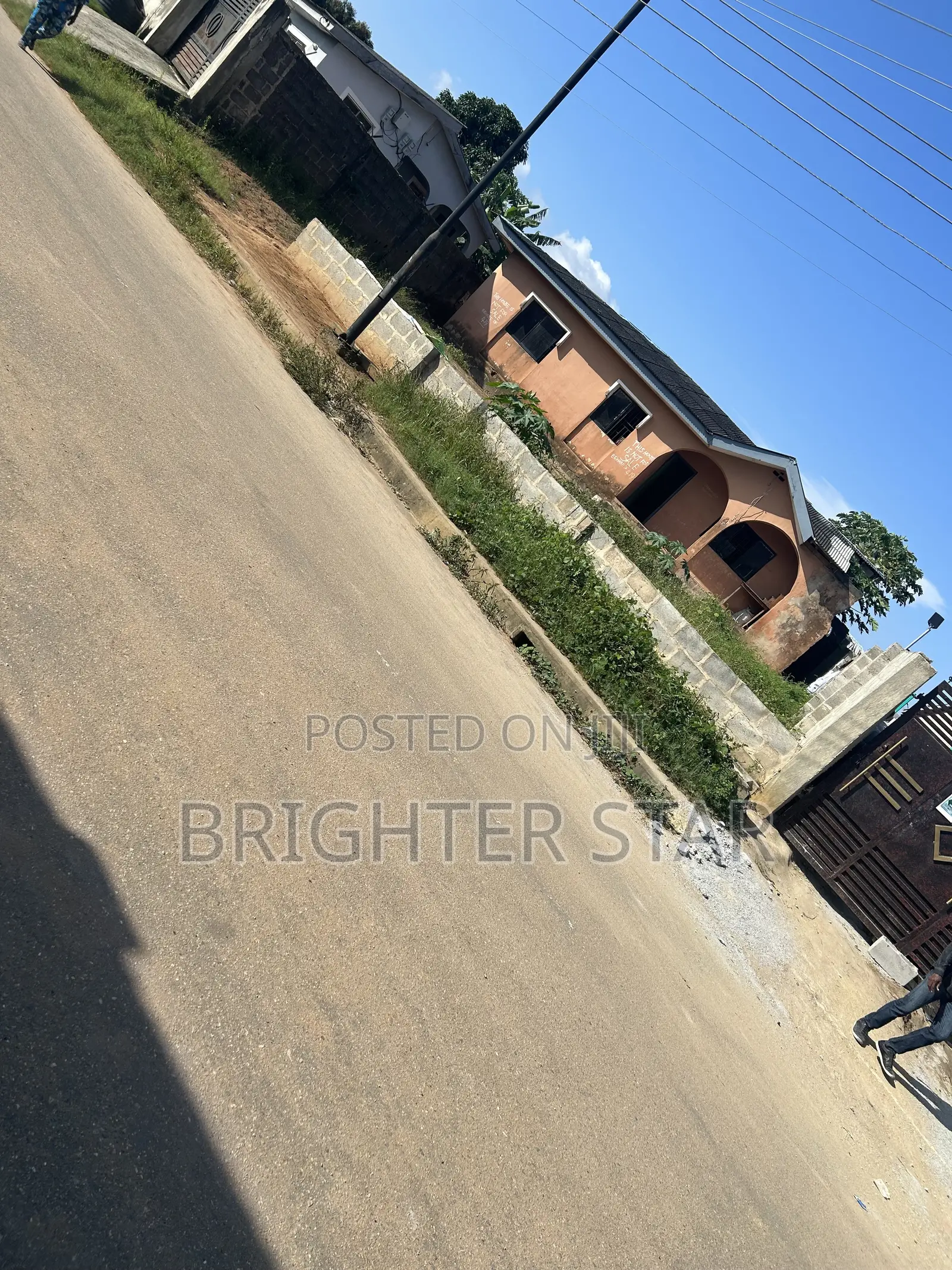3bdrm Bungalow in Ayobo for sale