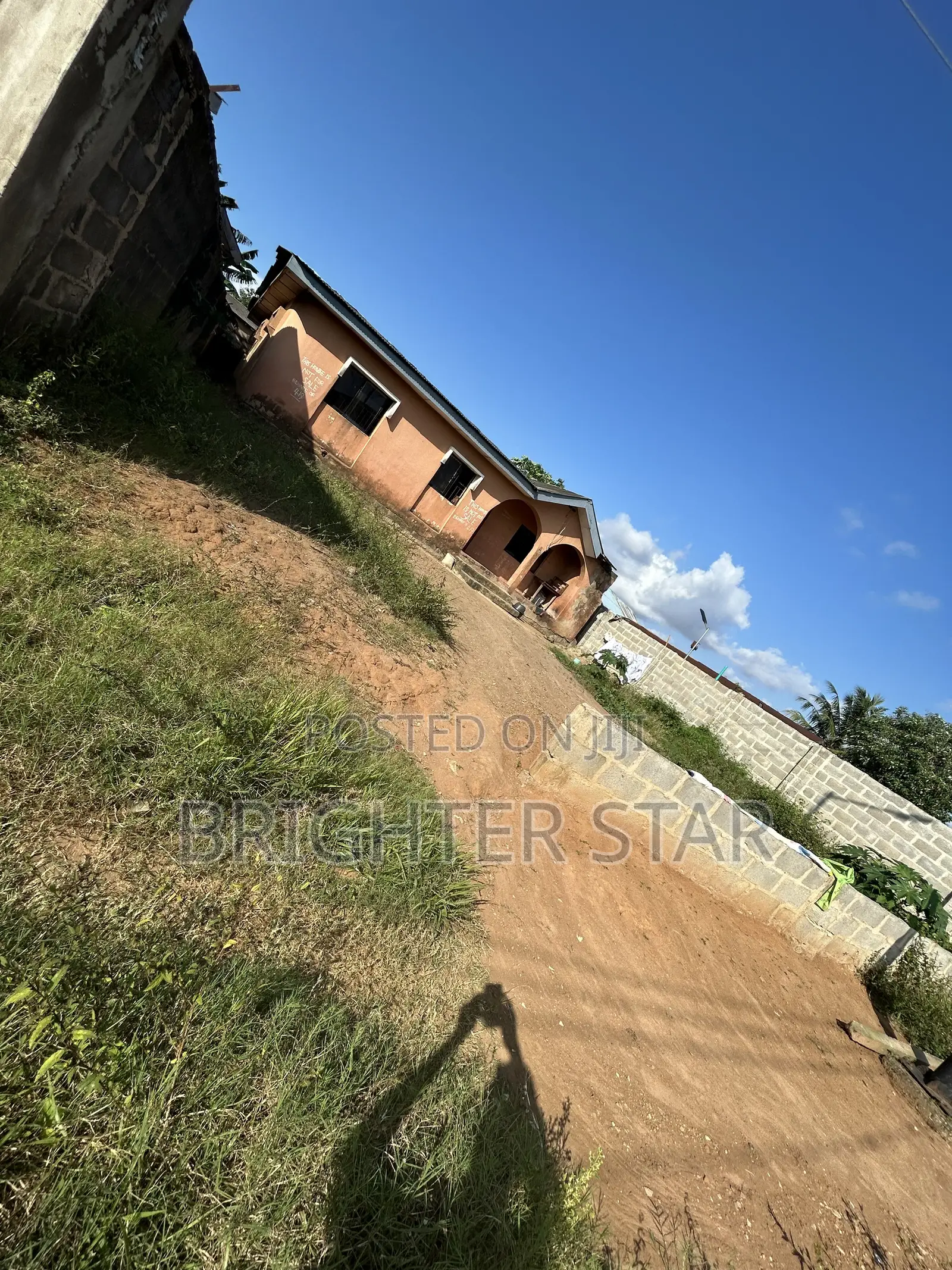 3bdrm Bungalow in Ayobo for sale