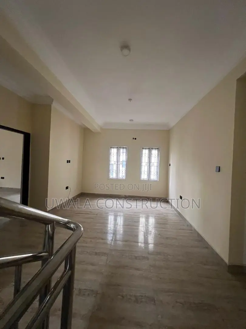 6bdrm Duplex in Asokoro for sale
