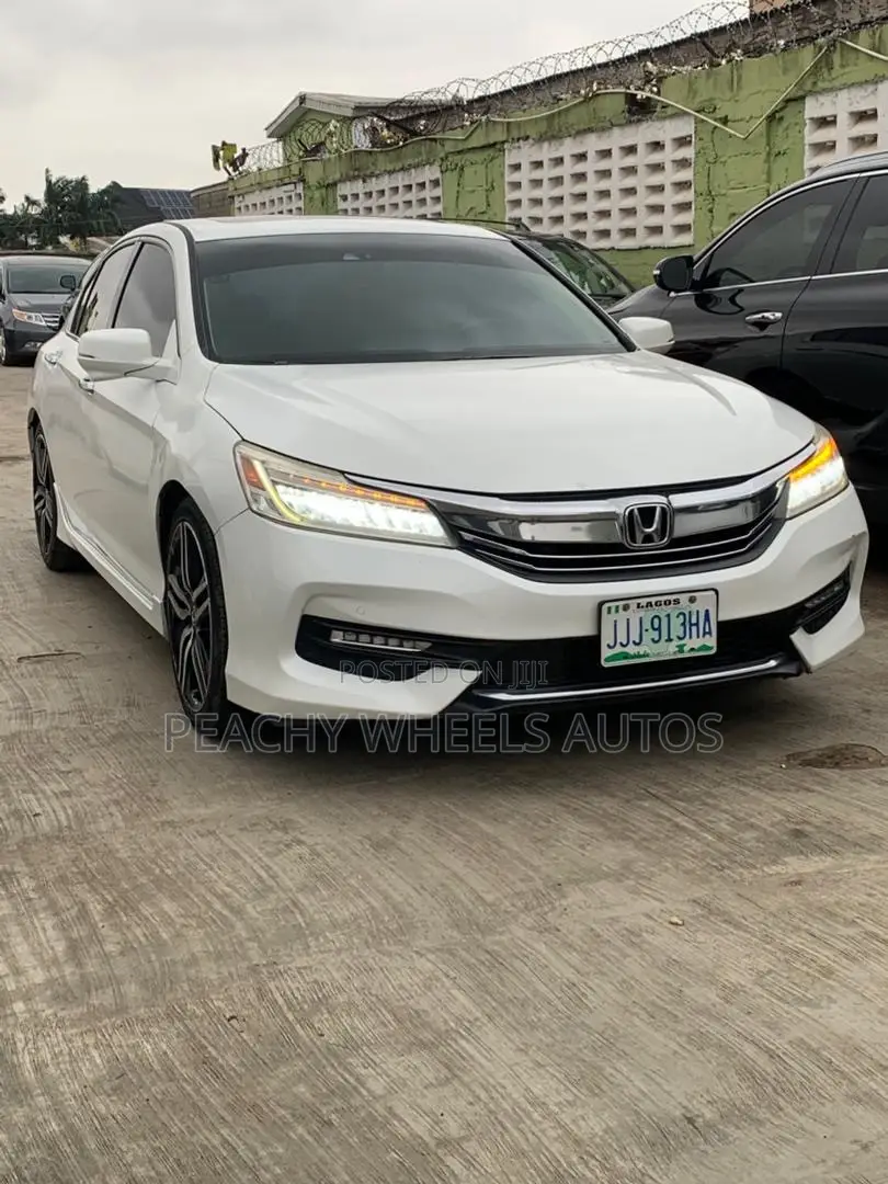Honda Accord 2017 White