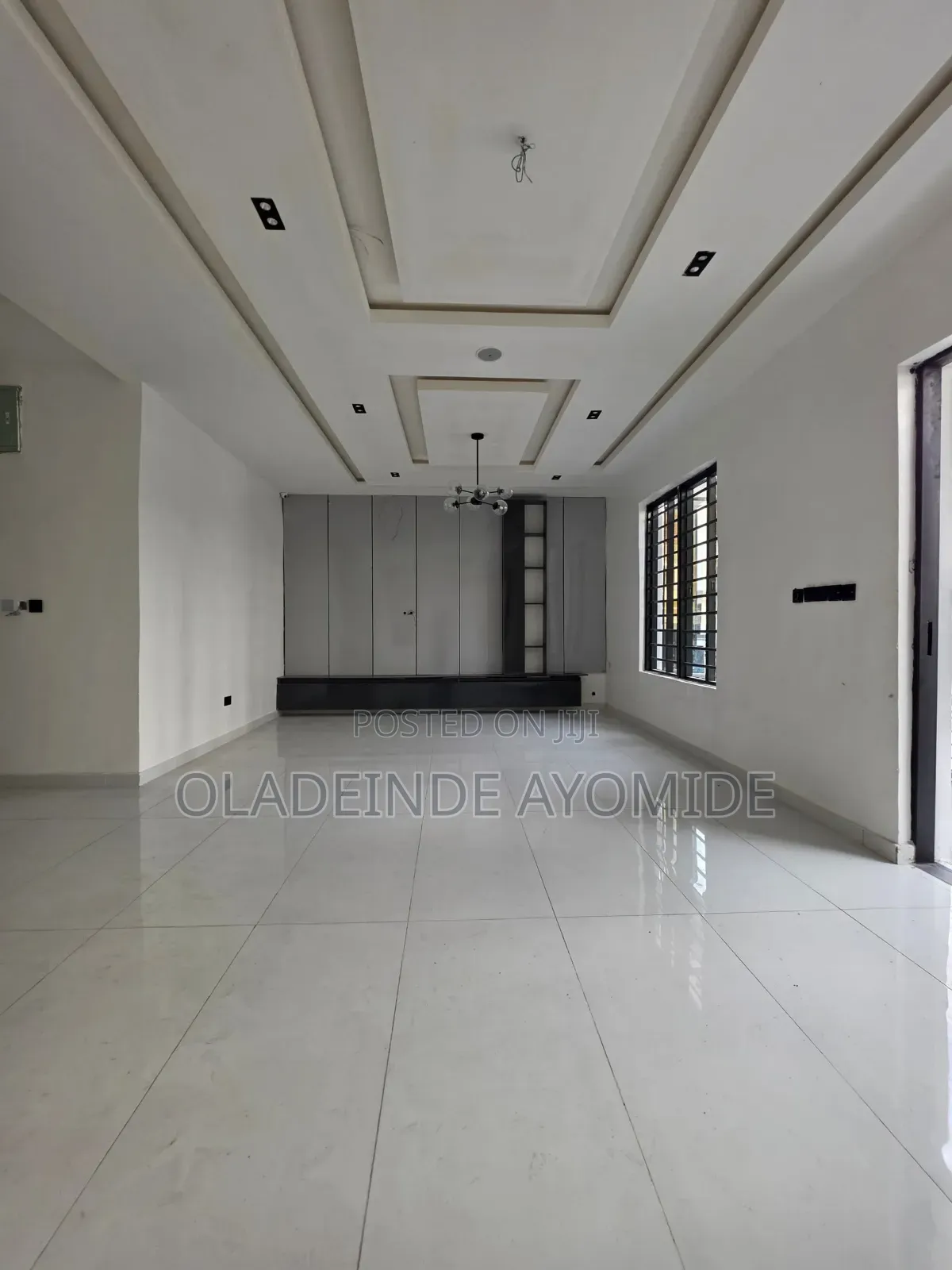 4bdrm Duplex in Idado for sale