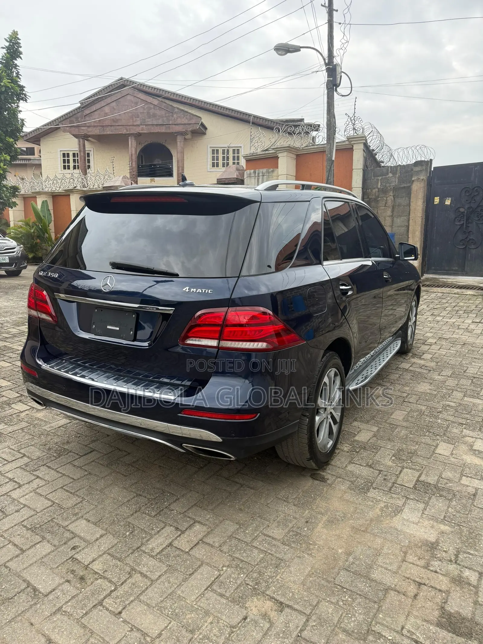 Mercedes-Benz GLE-Class GLE 350d 4MATIC 2017 Blue