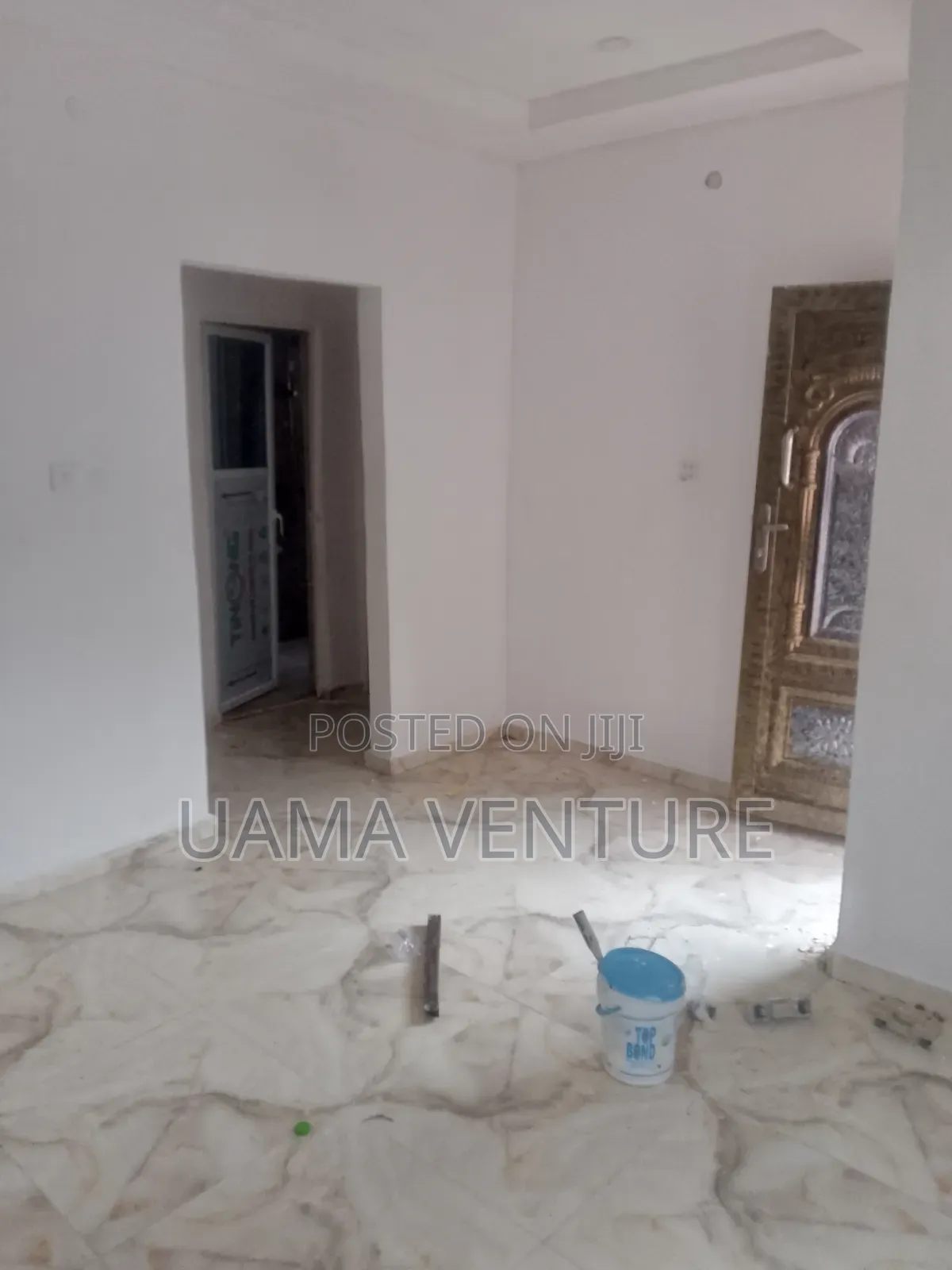 Mini Flat in Heartwood Estate, Aiyeteju for rent