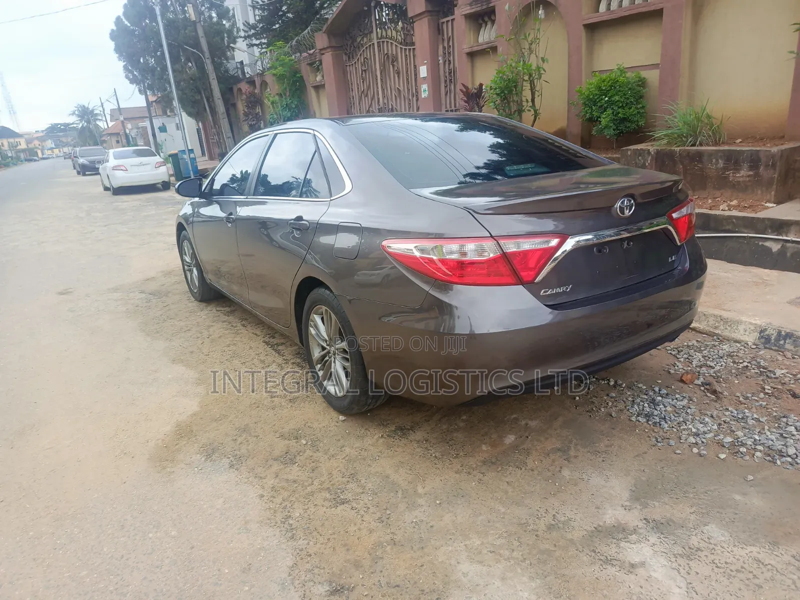 Toyota Camry 2017 Gray