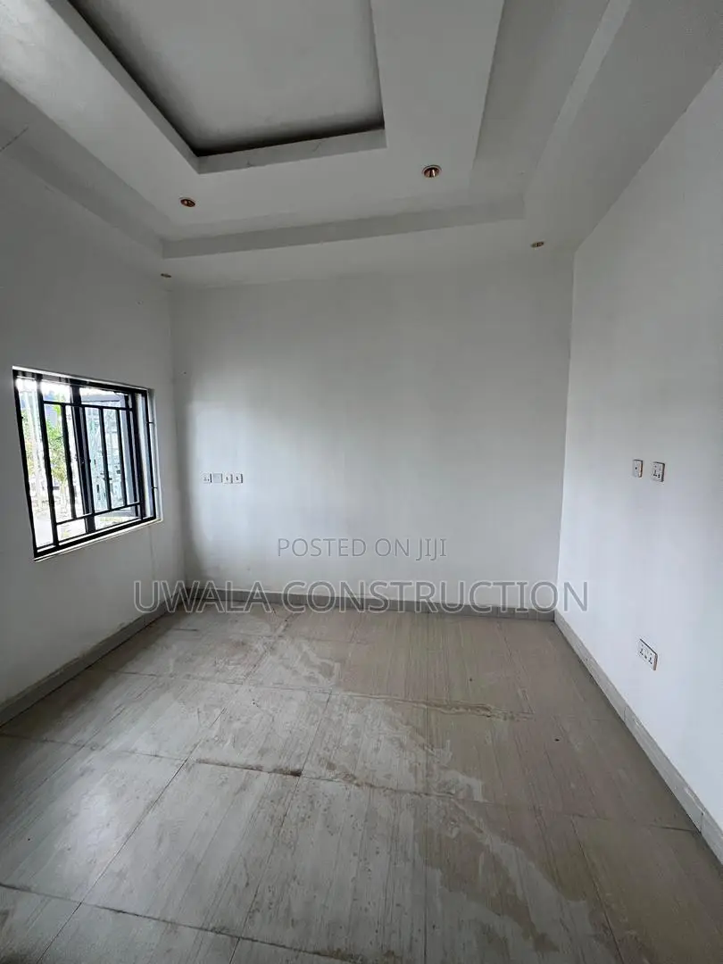 4bdrm Duplex in Guzape District for sale