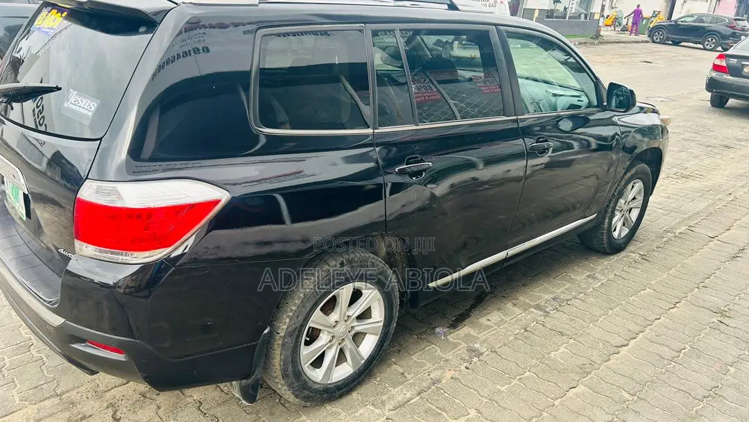 Toyota Highlander 2.7L 2WD 2013 Blue