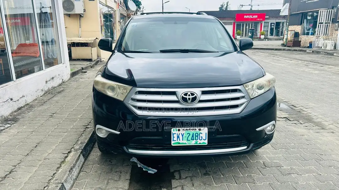 Toyota Highlander 2.7L 2WD 2013 Blue