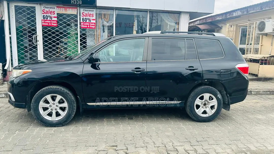Toyota Highlander 2.7L 2WD 2013 Blue