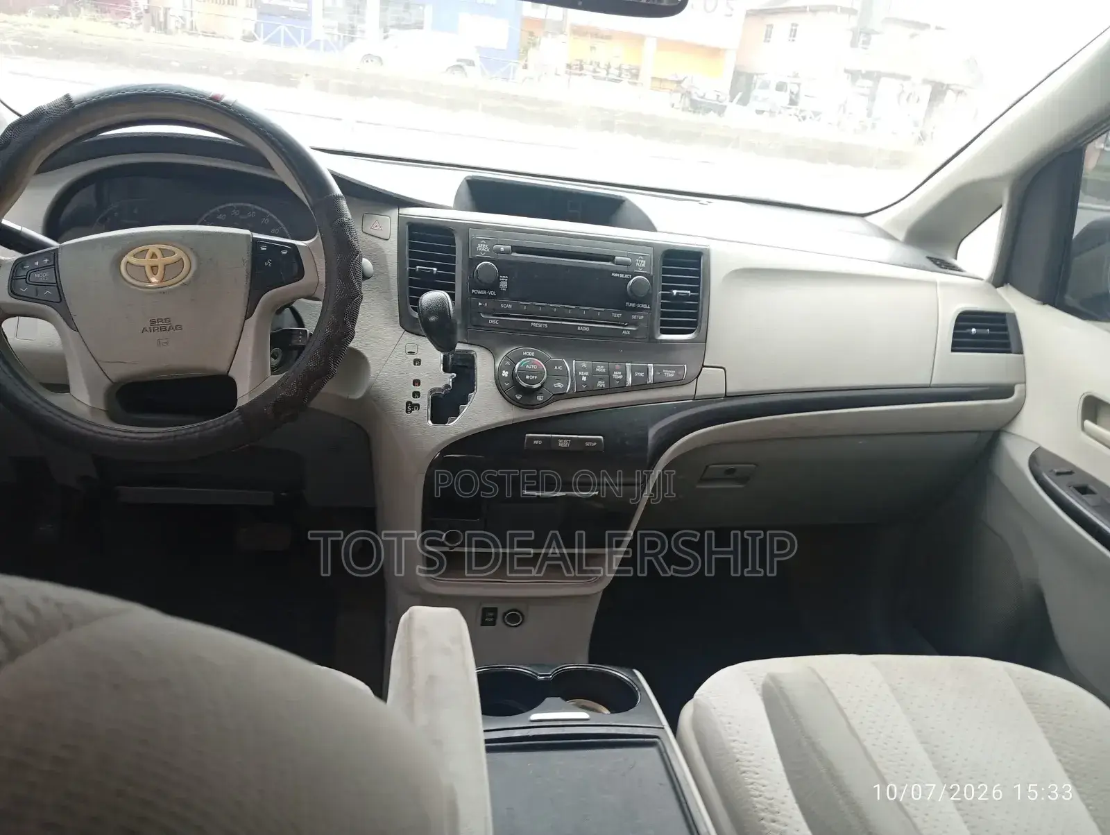 Toyota Sienna Limited 7-Passenger 4dr Minivan AWD (3.5L 6cyl 6A) 2015