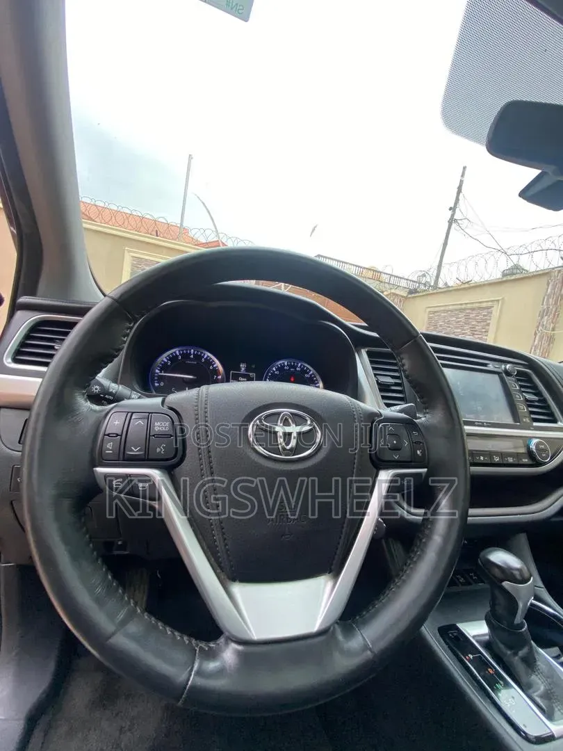 Toyota Highlander 2014 Burgundy
