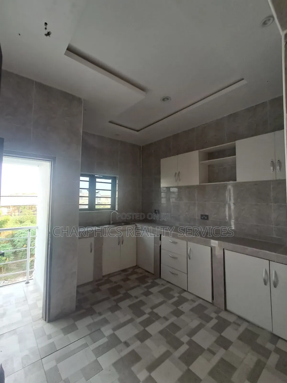 2bdrm Apartment in Off Lekki-Epe Expressway for rent