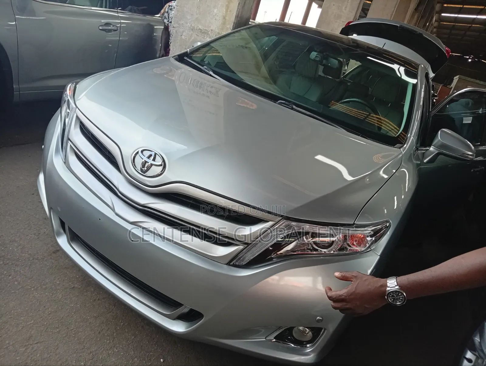Toyota Venza 2012 Silver