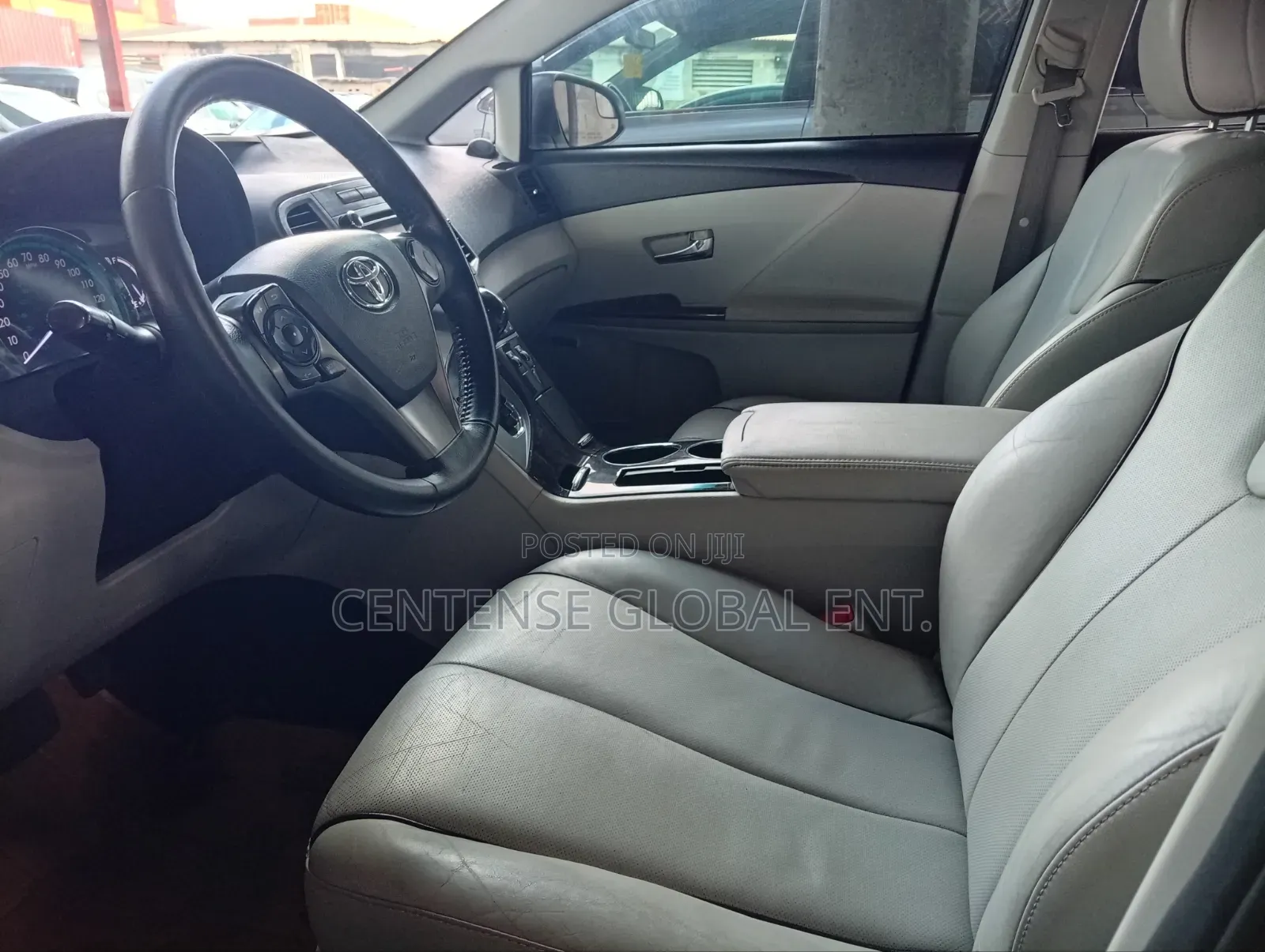 Toyota Venza 2012 Silver