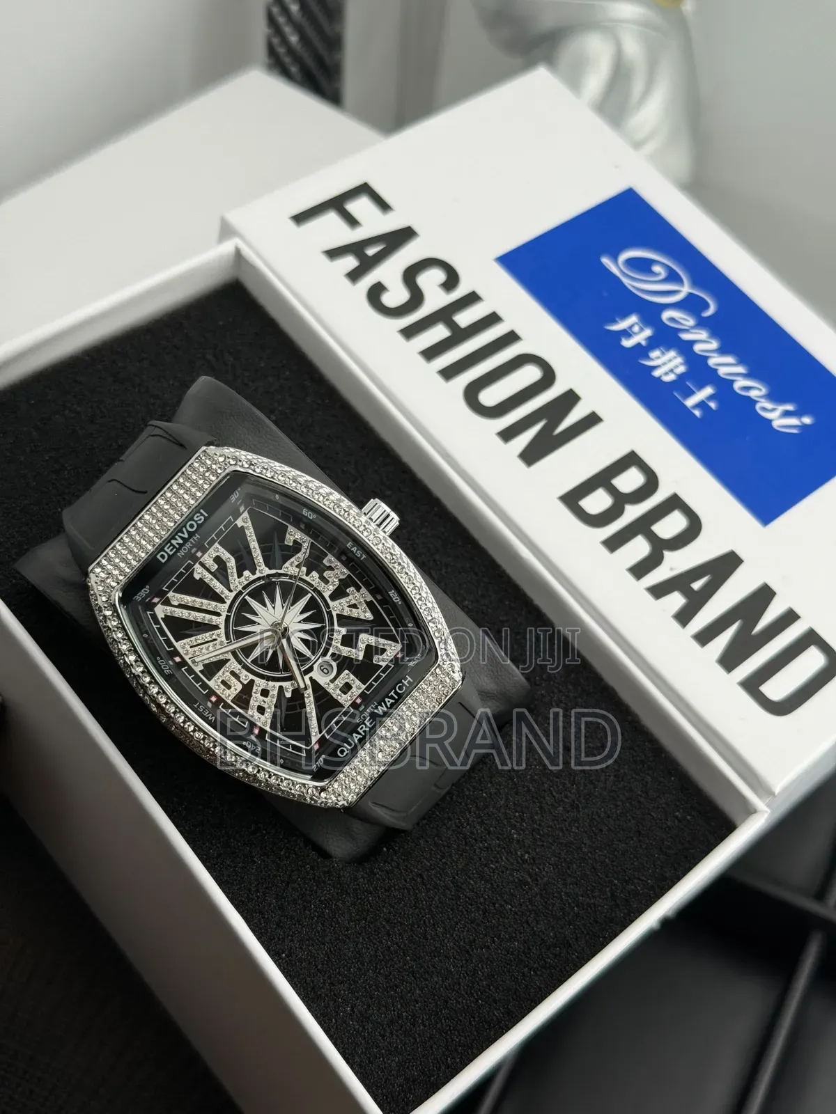 Quality Men’s Leather Wristwatch