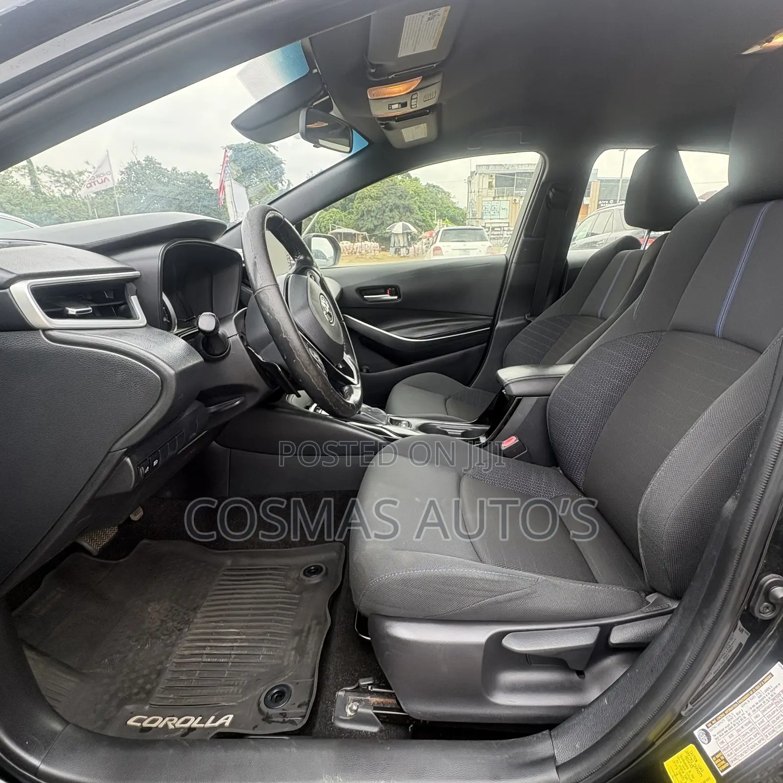 Toyota Camry XLE FWD 2020 Black