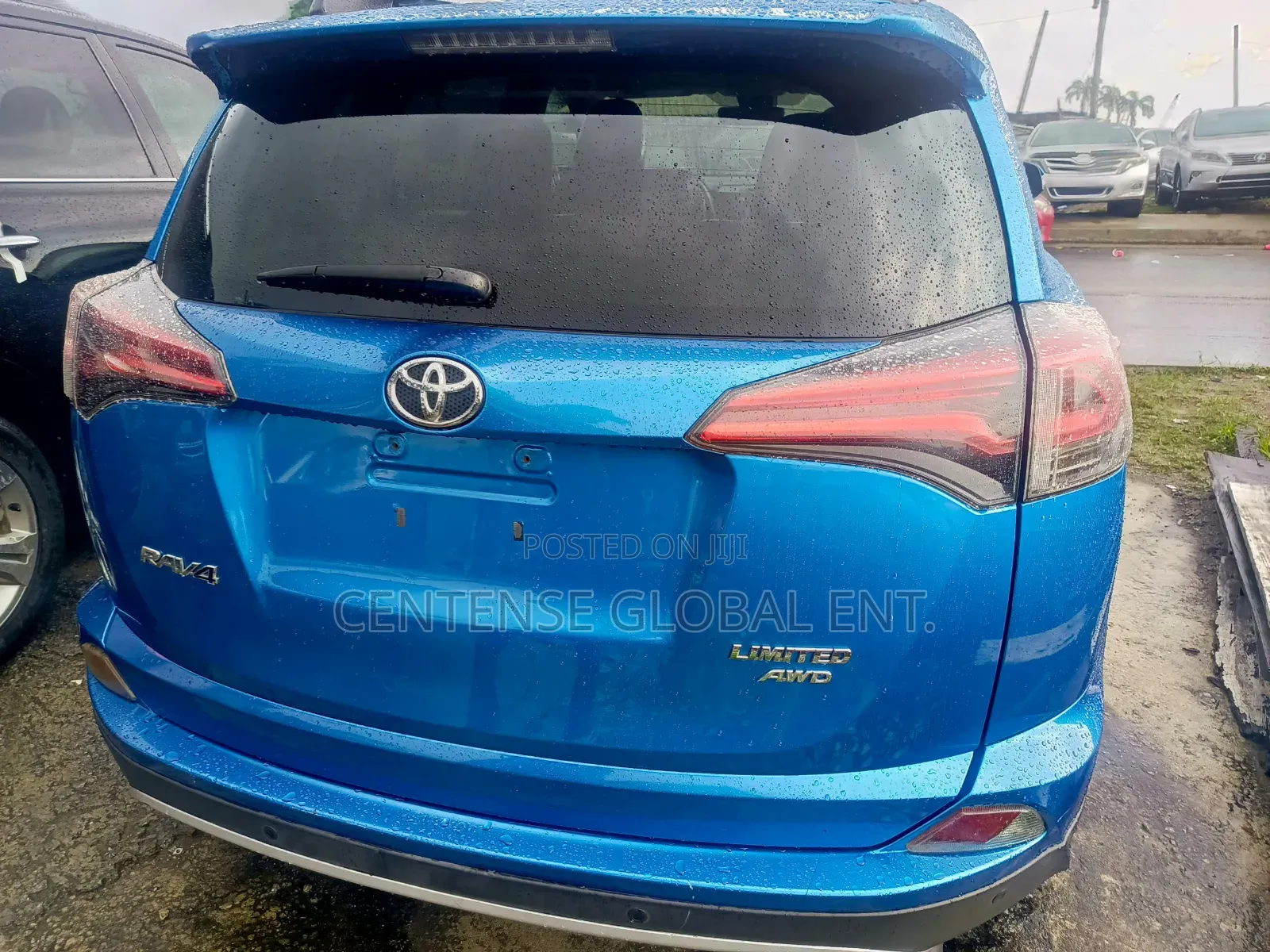 Toyota RAV4 2018 Blue