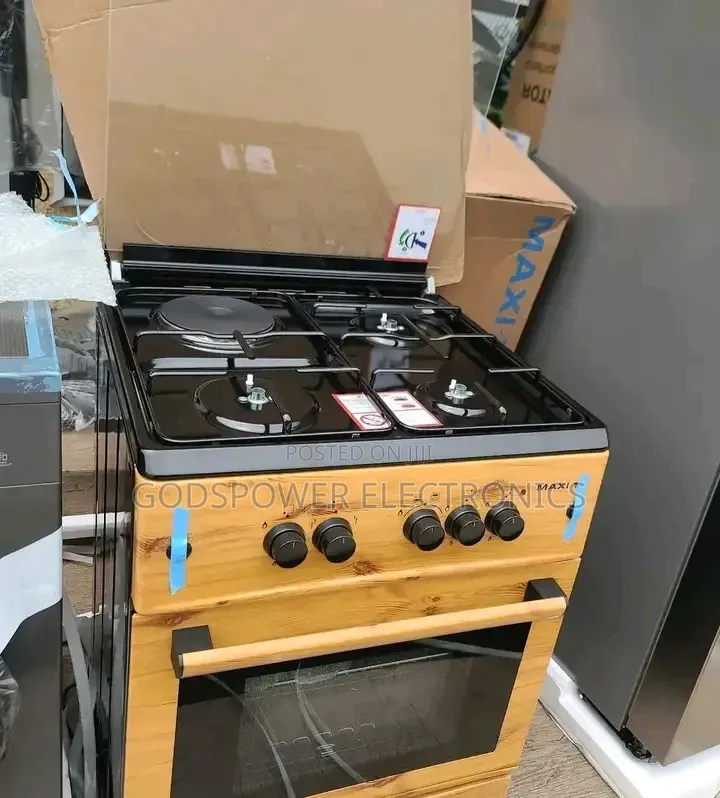 Maxi 60 by 60 4 Burners Electric and Gas With Oven