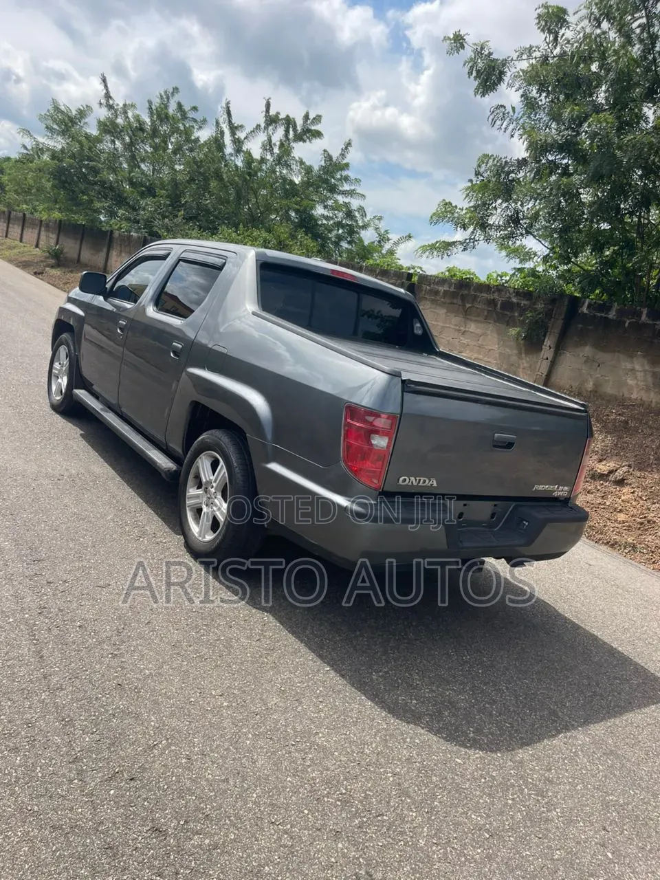 Honda Ridgeline RTL 4dr Crew Cab 4WD SB w/Leather (3.5L 6cyl 5A) 2014
