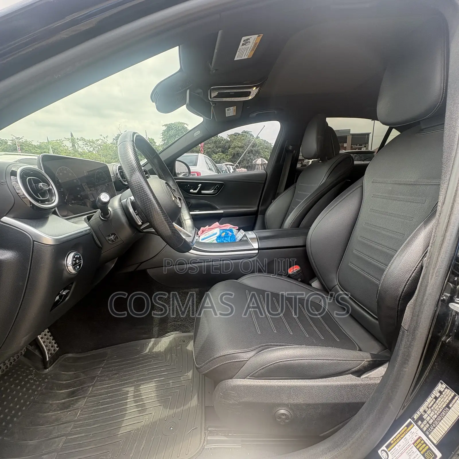 Mercedes-Benz C300 2024 Black