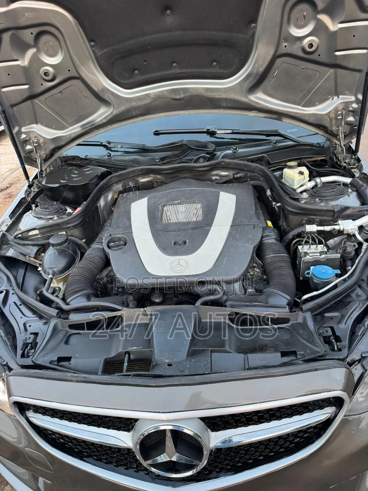 Mercedes-Benz E350 2011 Gray