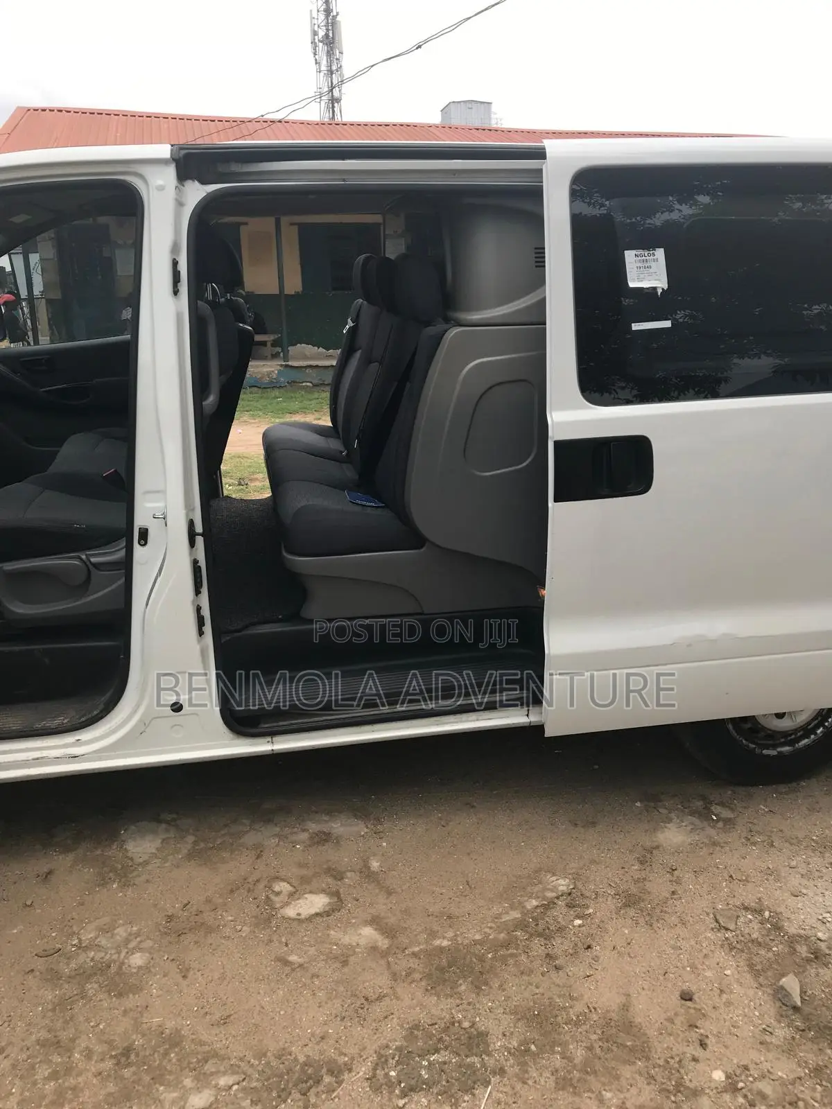 Hyundai H1 2010 White