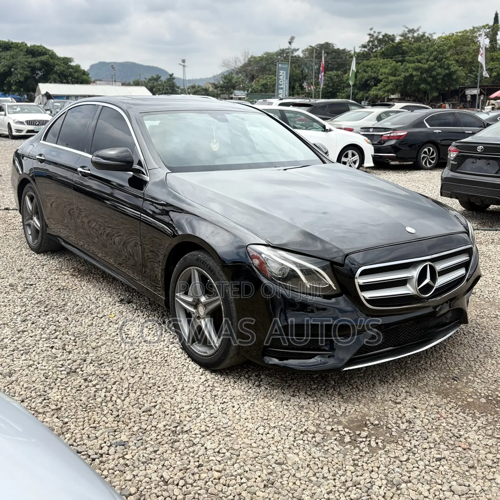 Mercedes-Benz E300 2016 Black