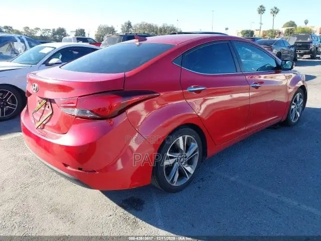 Hyundai Elantra Limited Sedan FWD (1.8L 4cyl 6A) 2016 Red