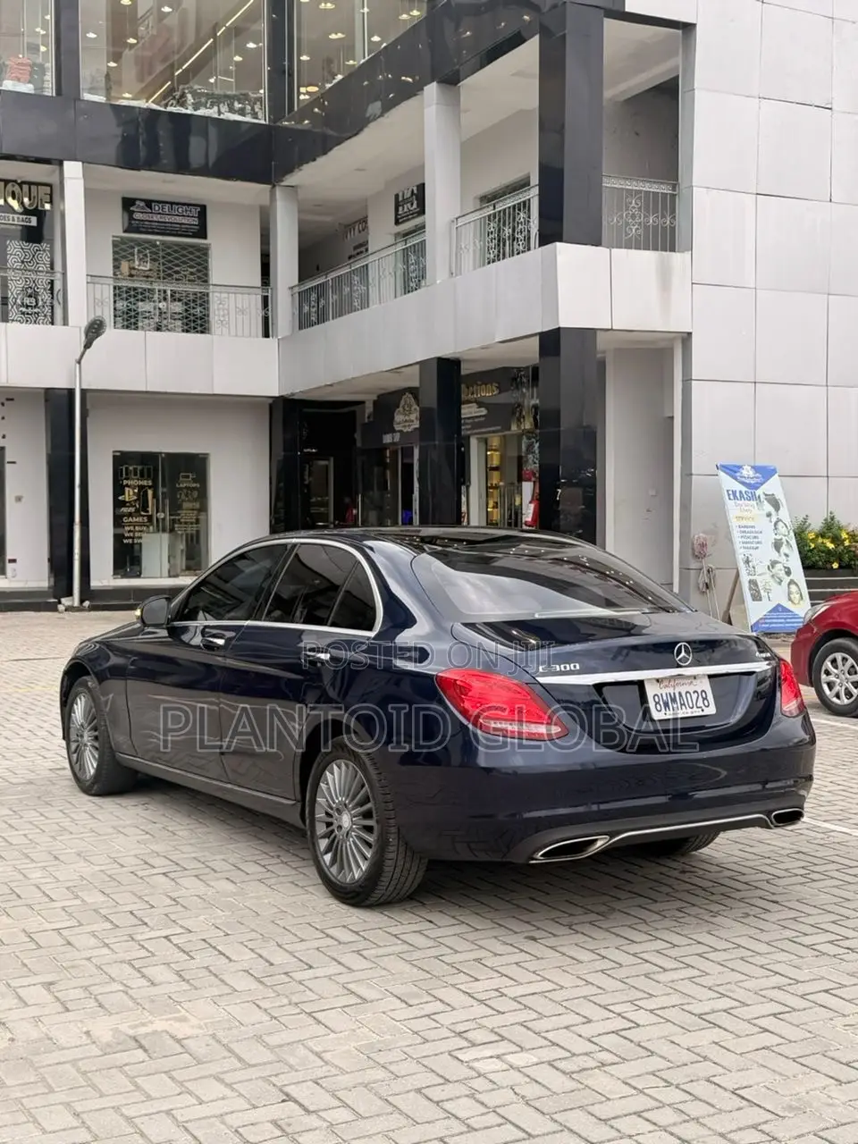 Mercedes-Benz C300 Luxury 4matic Sedan AWD (2.0L 4cyl 7A) 2017