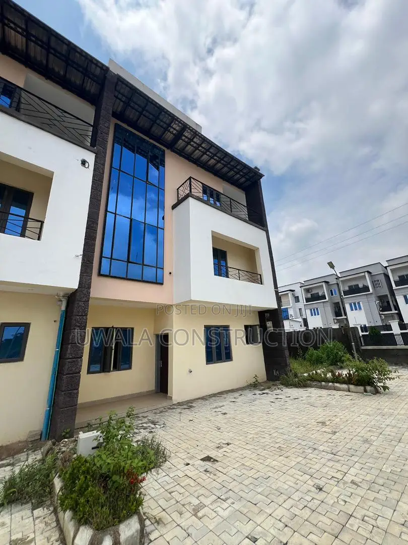 4bdrm Duplex in Katampe (Main) for sale