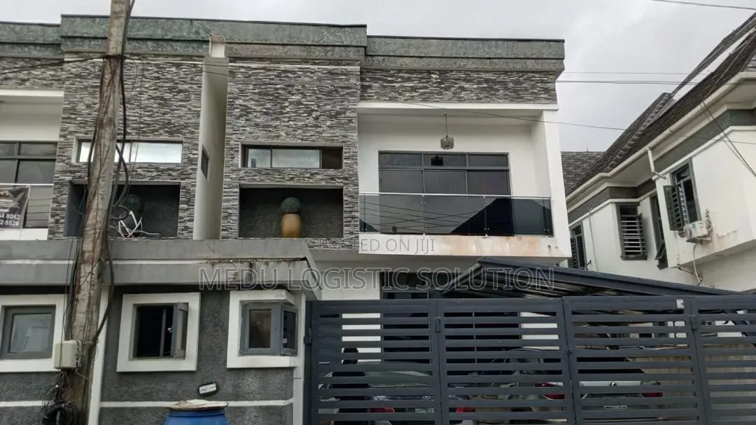 Furnished 4bdrm House in Ikota Villa Estate for sale