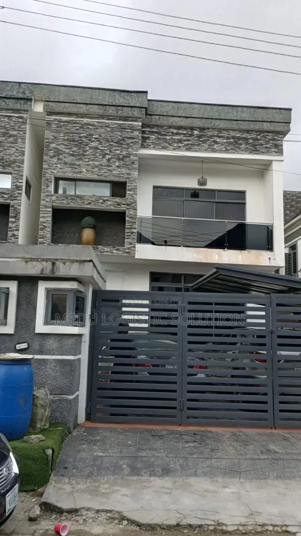 Furnished 4bdrm House in Ikota Villa Estate for sale