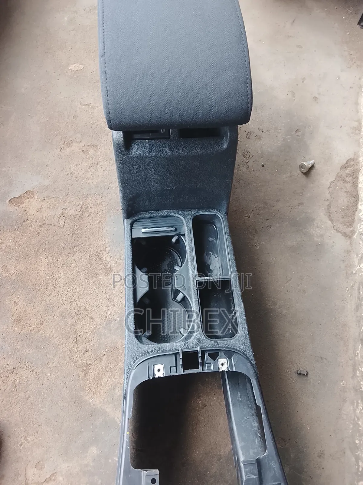Hand Rest Volkswagen Tiguan 2010/2013