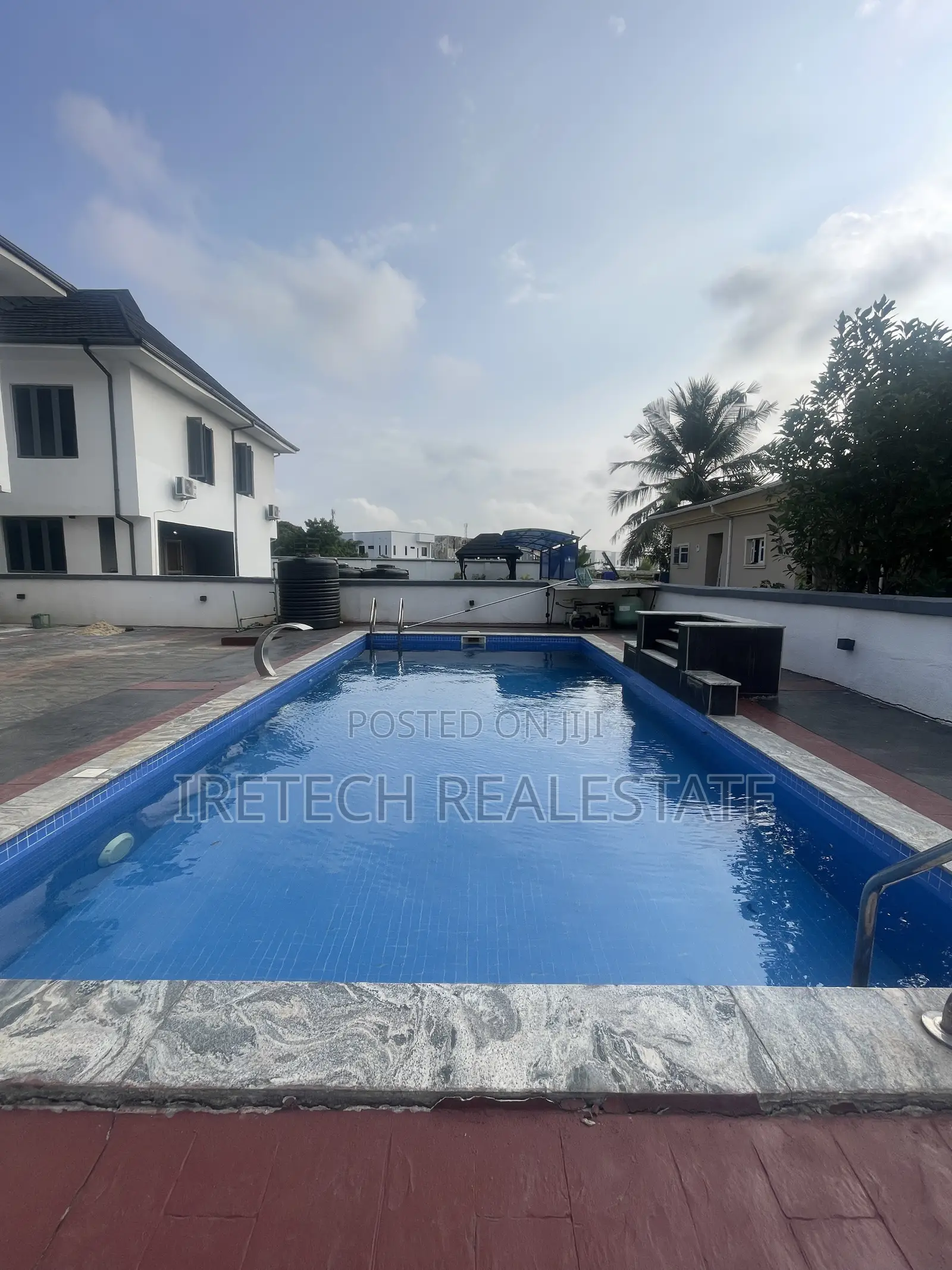 6bdrm Duplex in Royal Garden Estate, Off Lekki-Epe Expressway for sale