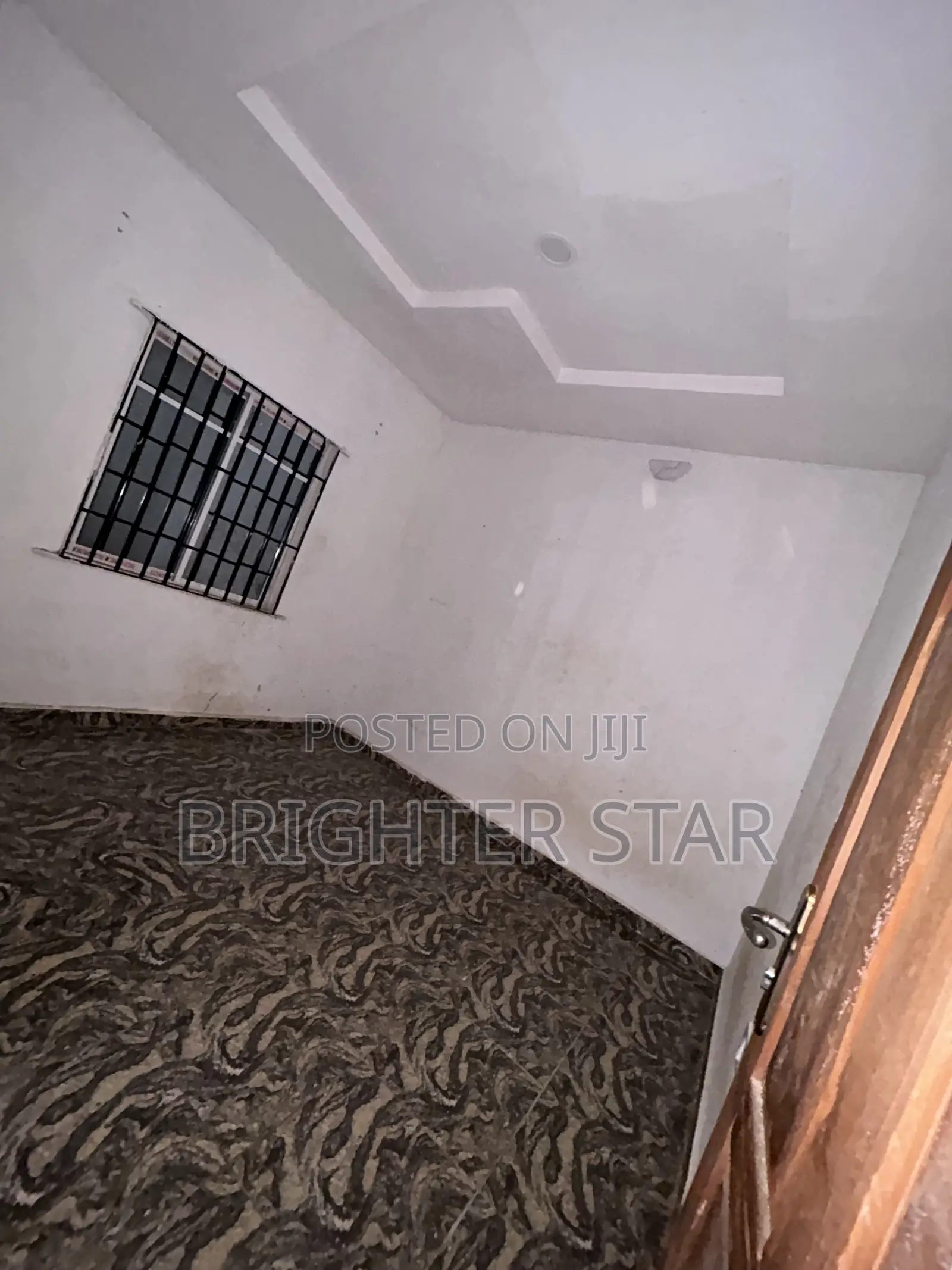Mini Flat in Ayobo for rent