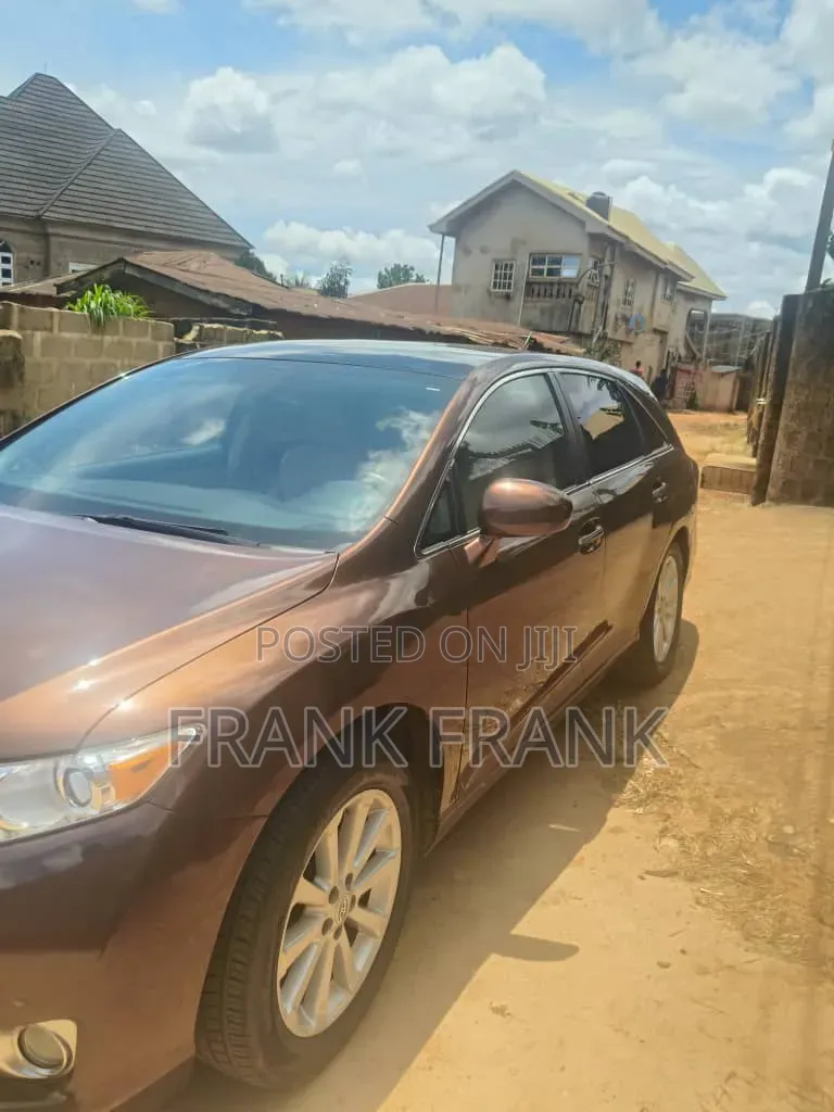 Toyota Venza 2011 Brown