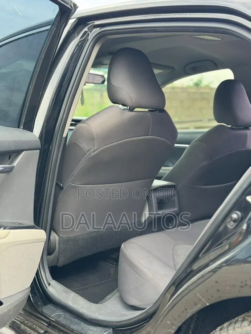 Toyota Camry 2018 Black