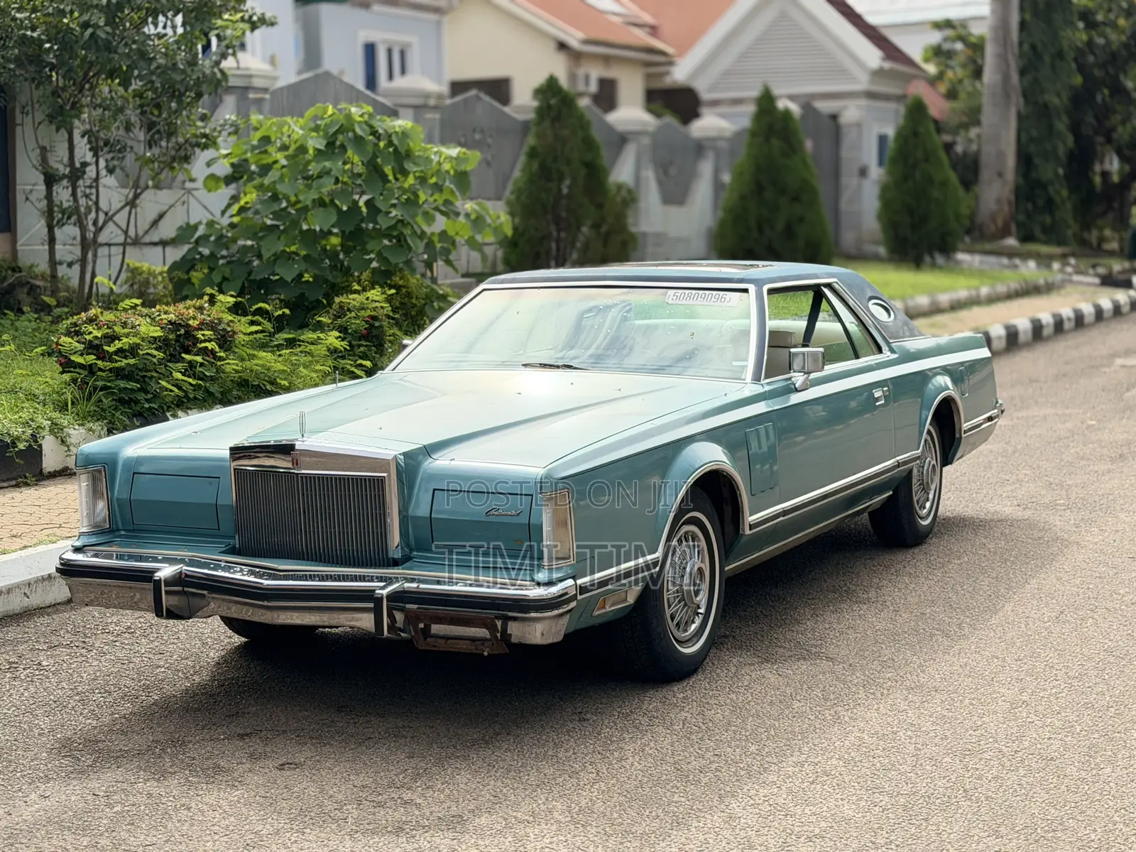 Lincoln Town Car 1981