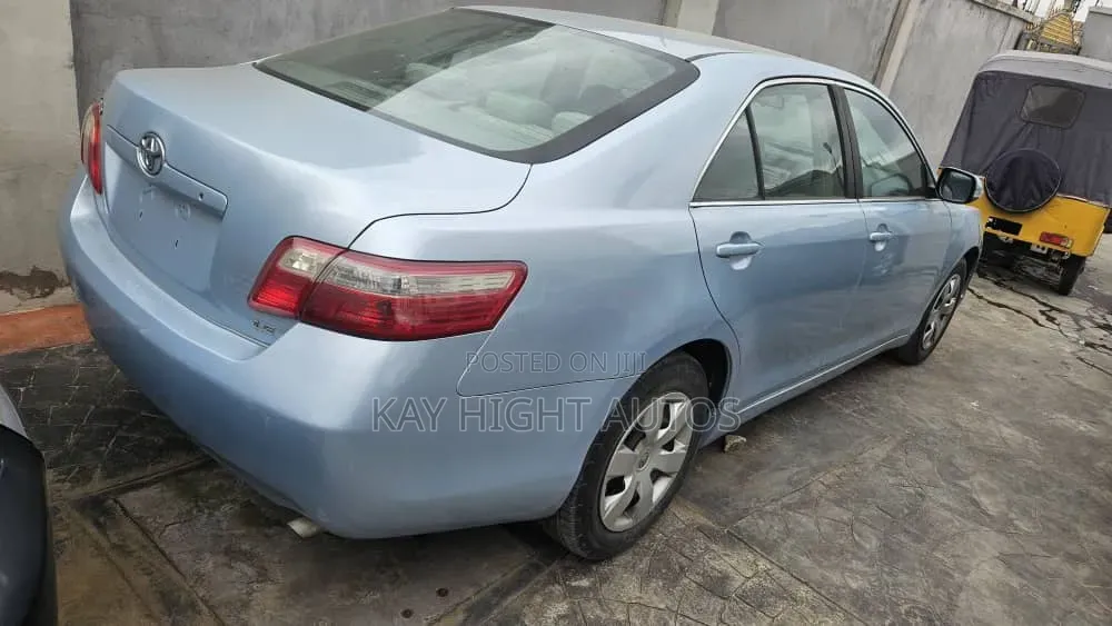 Toyota Camry 2008 Blue