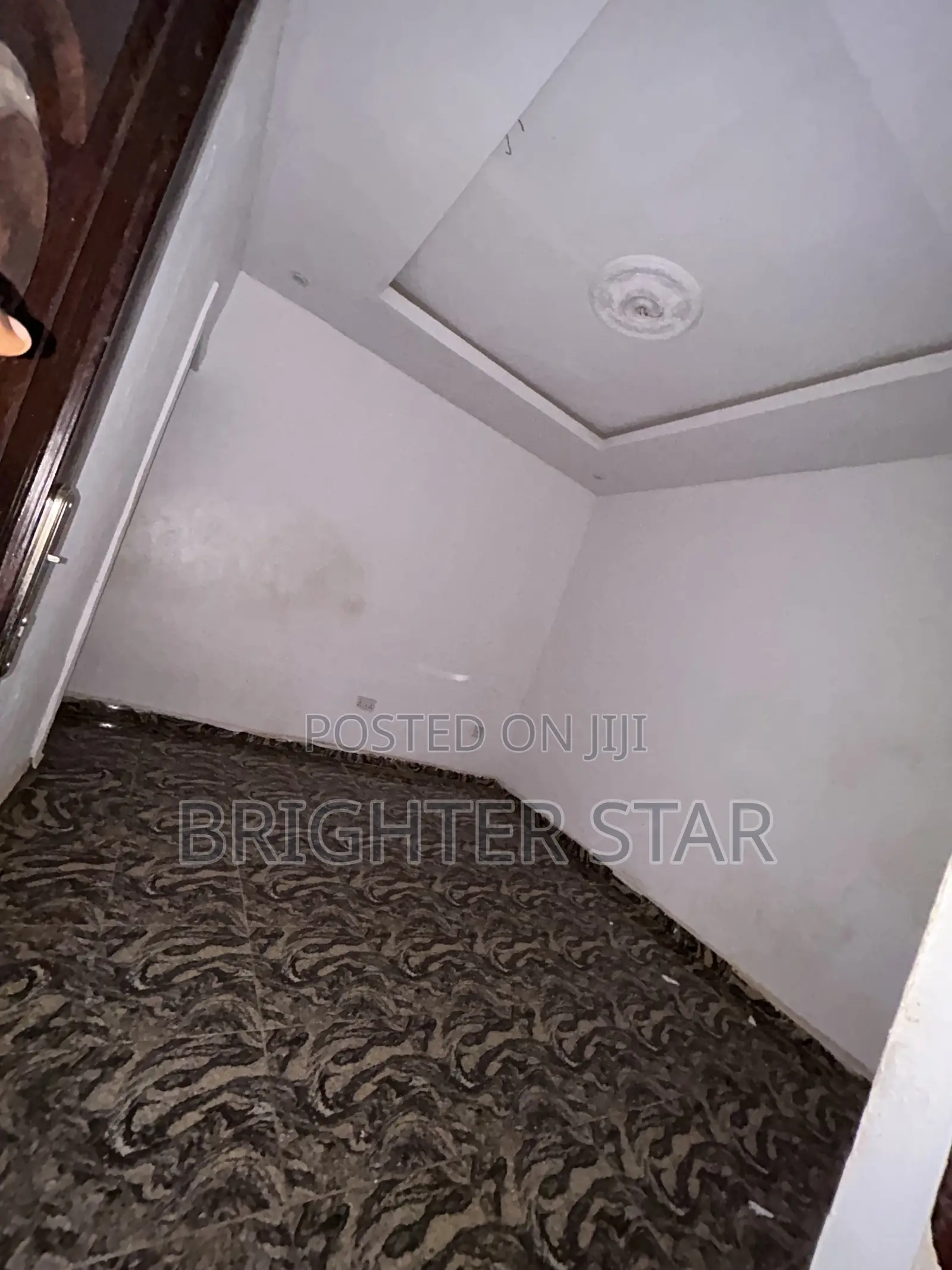 Mini Flat in Ayobo for rent