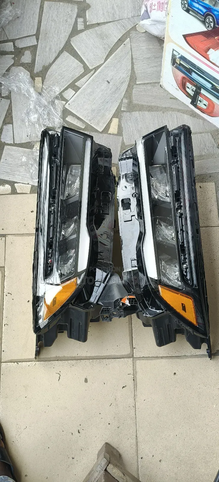 Head Lights 2024 Honda Pilot