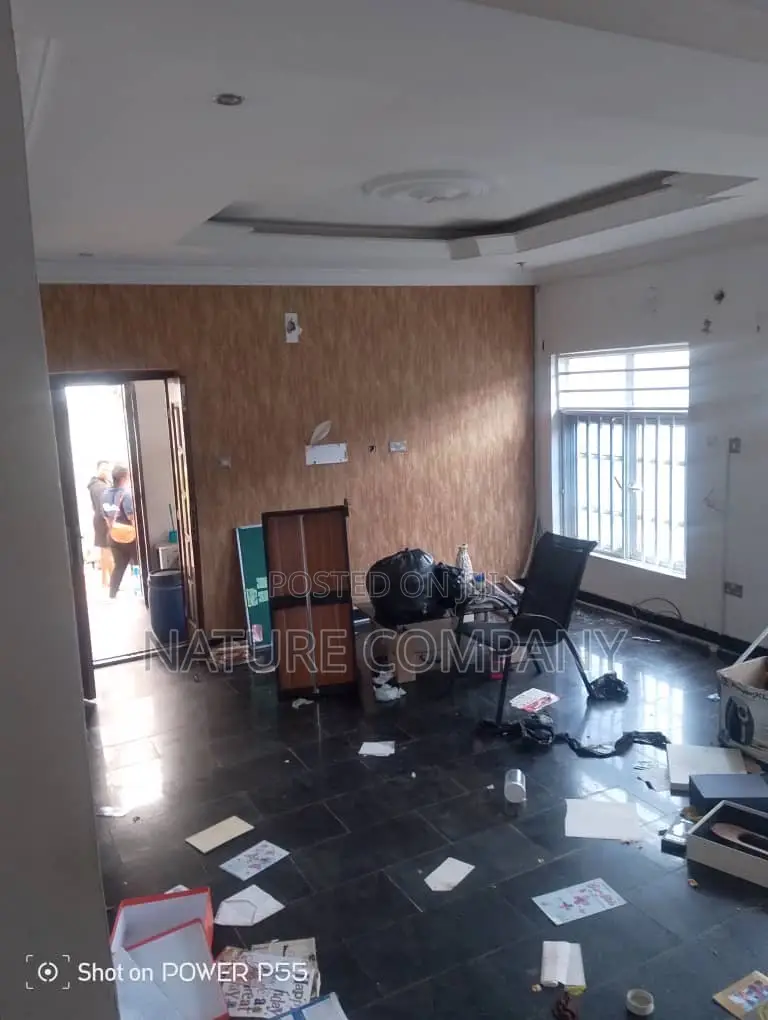 4bdrm Duplex in Magodo Isheri for rent