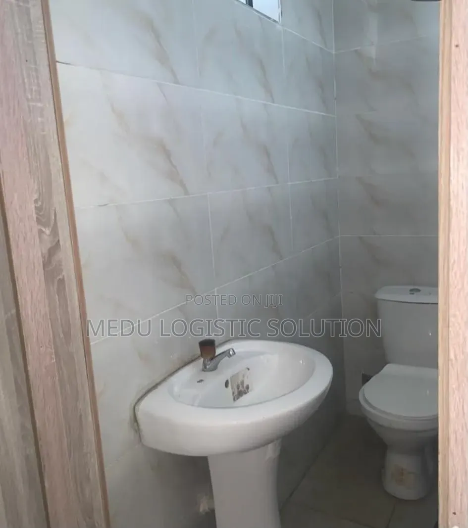 Furnished 4bdrm House in Ikota Villa Estate for sale