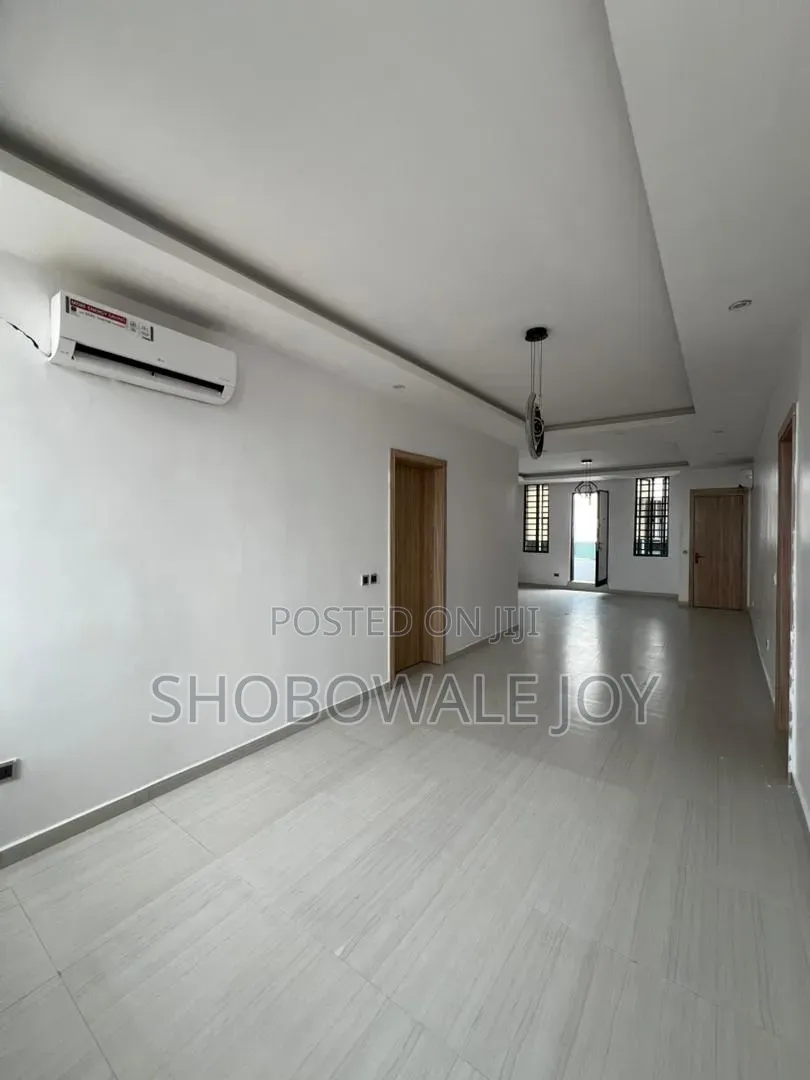 3bdrm Apartment in Ikate . for rent