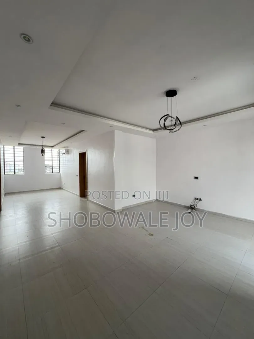 3bdrm Apartment in Ikate . for rent