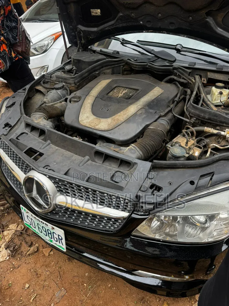 Mercedes-Benz C300 2010 Black