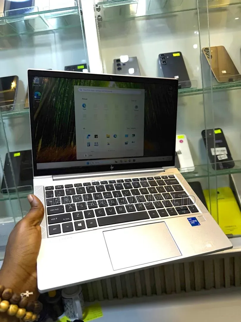 Laptop HP EliteBook 840 G8 16GB Intel Core i5 SSD 256GB