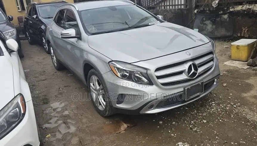 Mercedes-Benz GLA-Class GLA250 4dr SUV (2.0L 4cyl Turbo 7AM) 2015